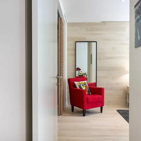 Modern & Stylish In Av. Da Liberdade By Lovelystay Lisbon
