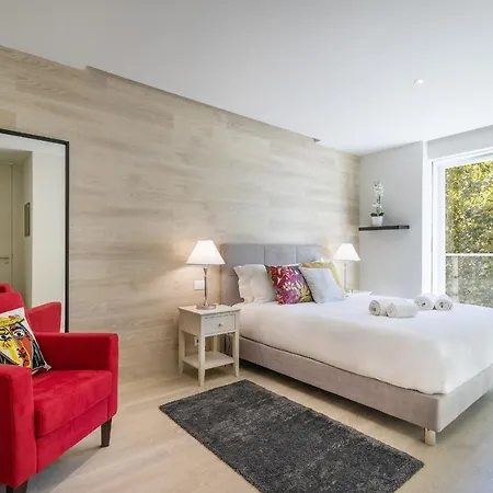 Modern & Stylish In Av. Da Liberdade By Lovelystay * Лісабон