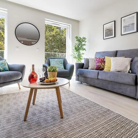 Modern & Stylish In Av. Da Liberdade By Lovelystay Appartamento *